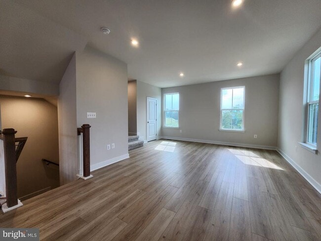 Building Photo - 9400 Tanfield Dr