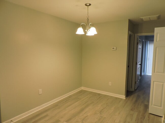 Building Photo - call 804-642-2106