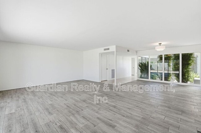 Building Photo - 7238 E Joshua Tree Ln