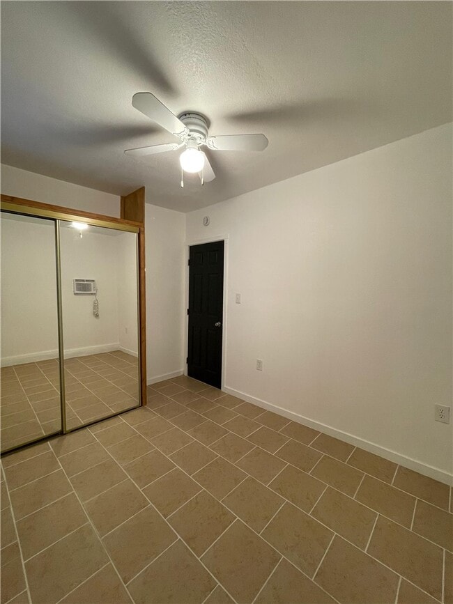 Building Photo - 369 E Avenue R4