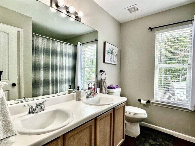 Building Photo - 817 Tapestry Cove