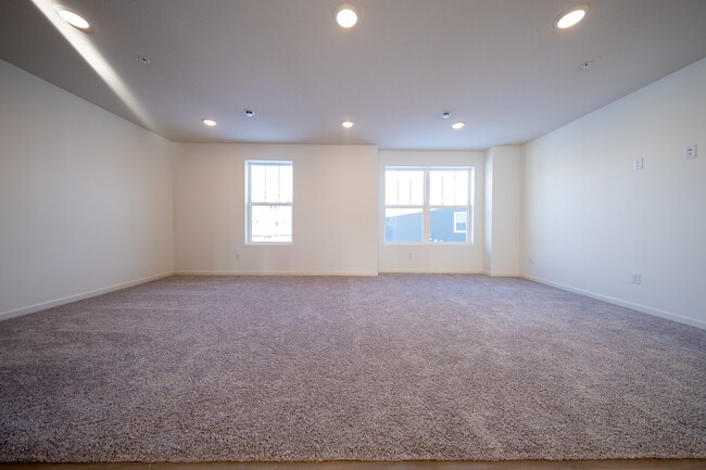 Building Photo - 5885 156th St W