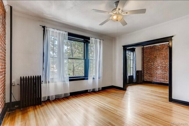 Primary Photo - 1475 N Humboldt St