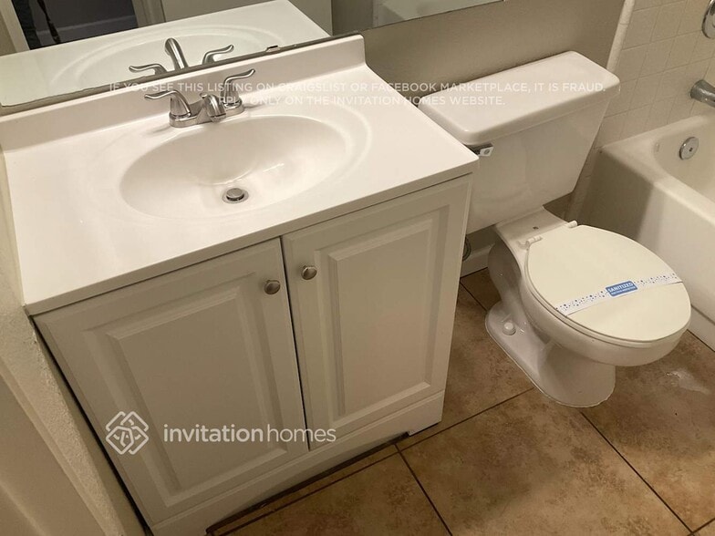 Building Photo - 3475 N Apache Ct