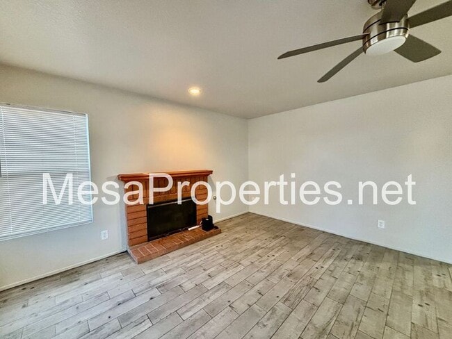 Building Photo - 12914 Tiburon Dr