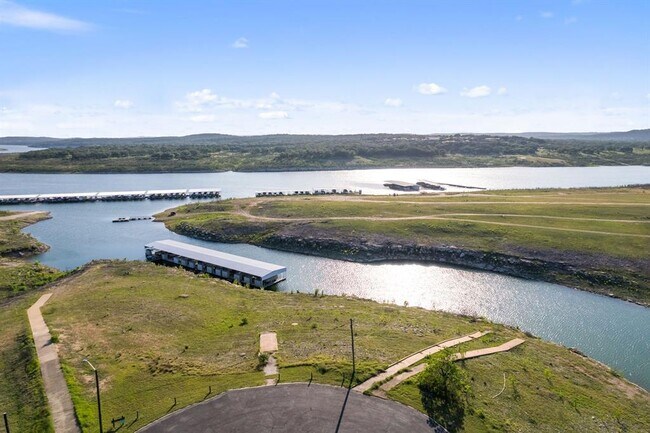 Building Photo - 20704 Leaning Oak Dr