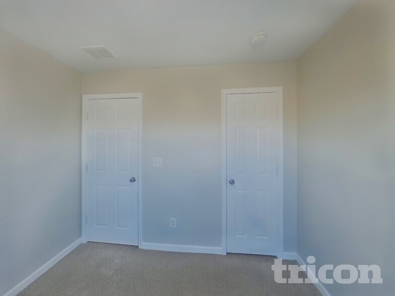 Building Photo - 3038 Deerborne Ct