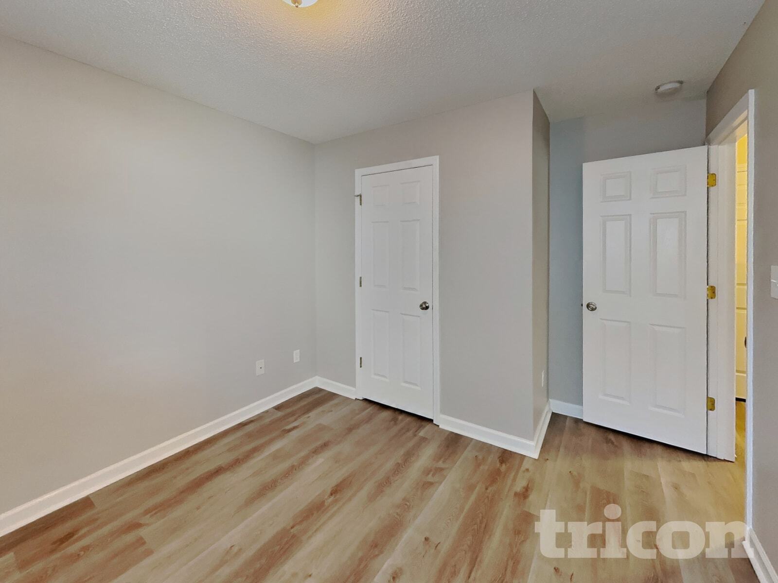 Building Photo - 701 Avondale Dr