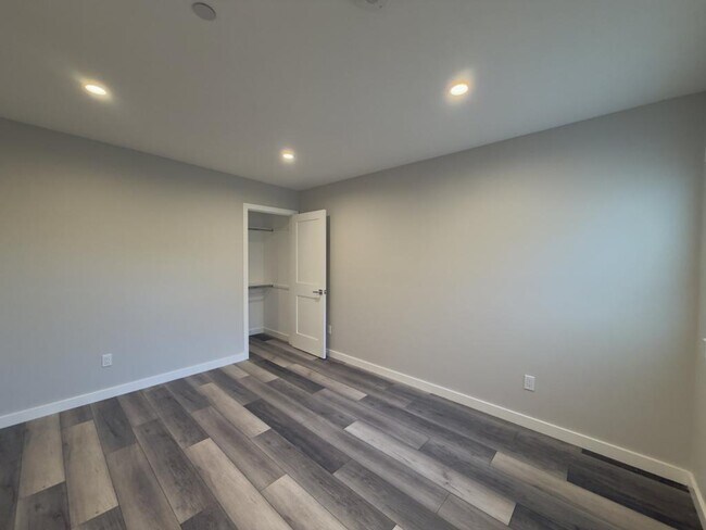 Building Photo - 4965 Imperial Ave