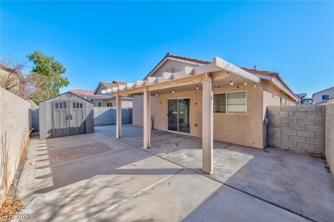 Building Photo - 358 Silverado Pines Ave