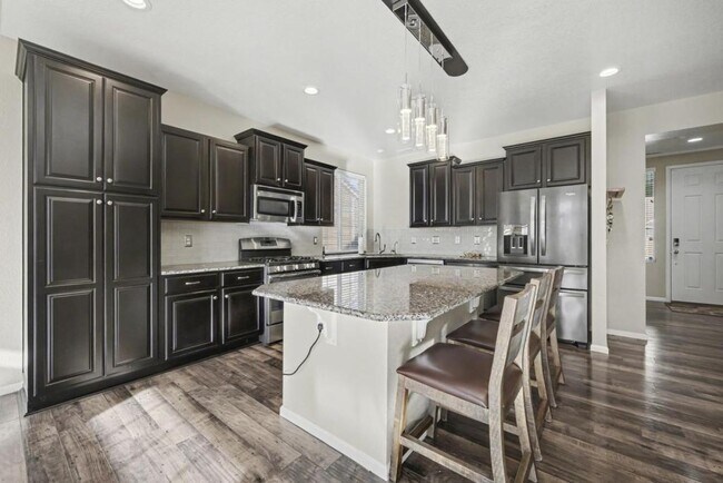 Building Photo - 4854 Saddlewood Circle