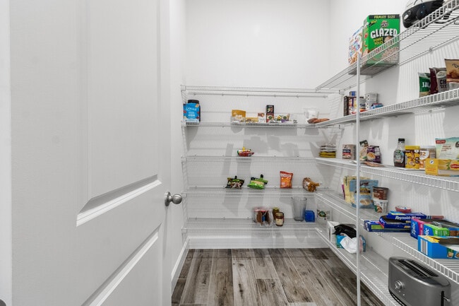 Building Photo - 7531 Mandarin Grv Wy