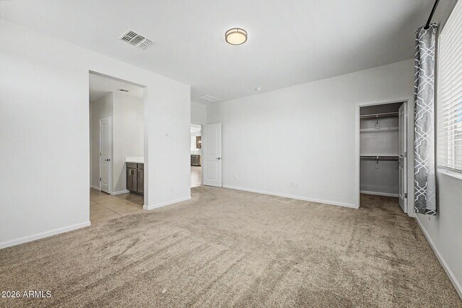 Building Photo - 17865 W Daley Ln