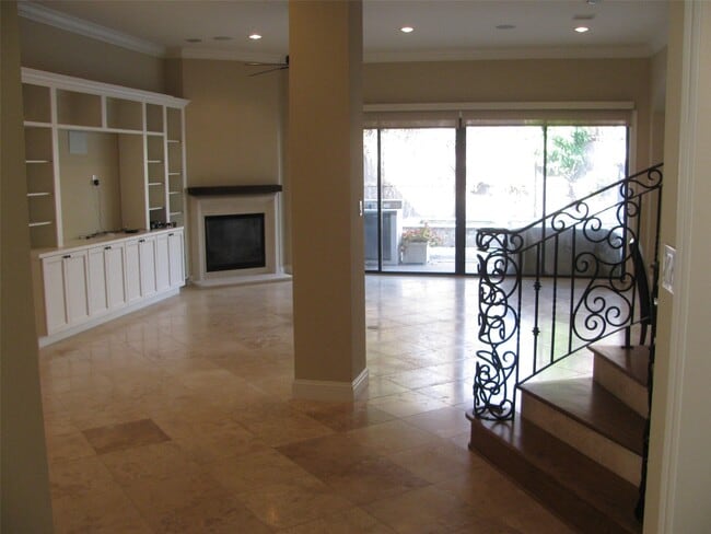 Building Photo - 4112 Blossom St