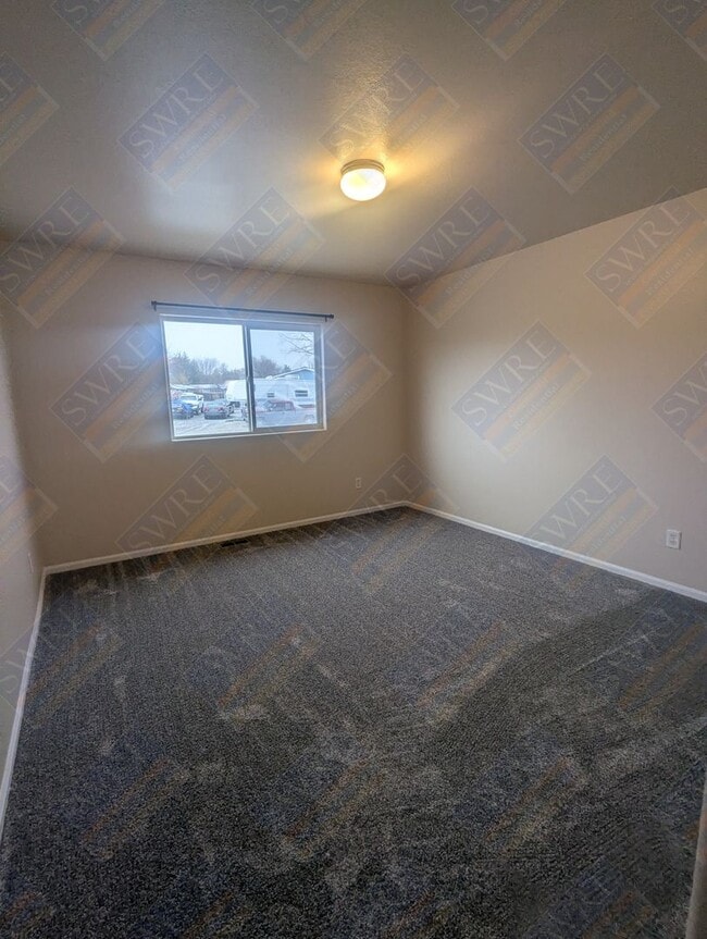 Building Photo - 405 Archers Trail-