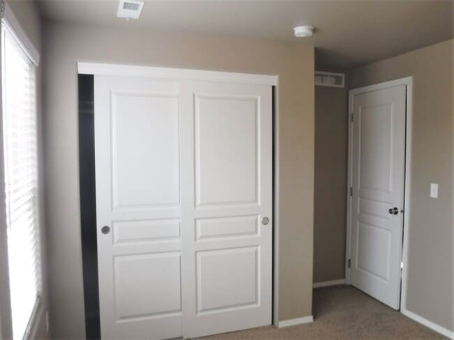 Building Photo - Awesome Caldwell 3 bed, 2 bath cutie!