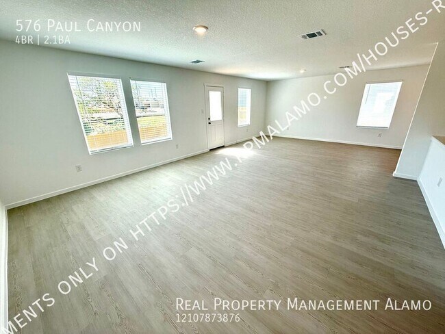 Building Photo - 576 Paul Cyn