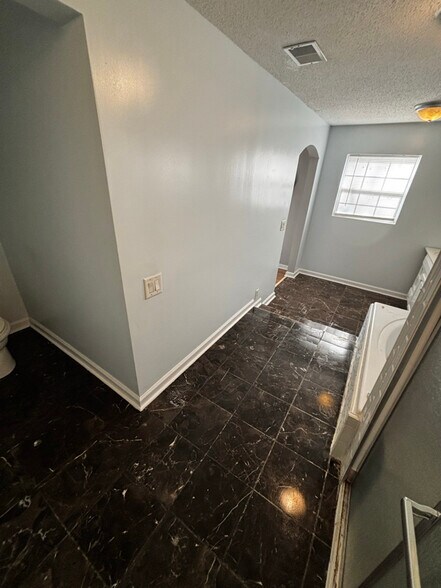 Building Photo - 1226 State Rd S-8-806