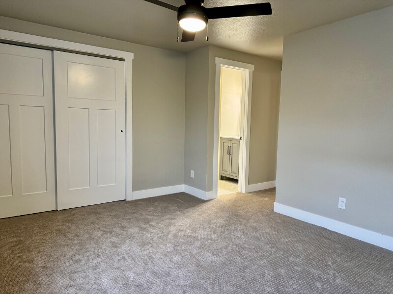 Building Photo - 4512 Pierce Ave