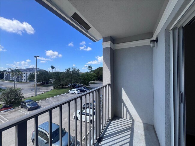 Building Photo - 15480 SW 284th St