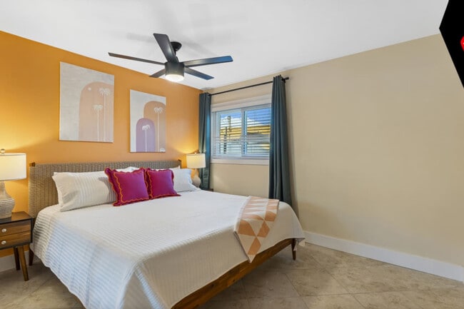 Building Photo - 79 S Brevard Ave