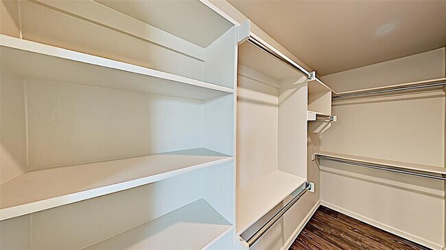 Building Photo - 4923 Avion Ct