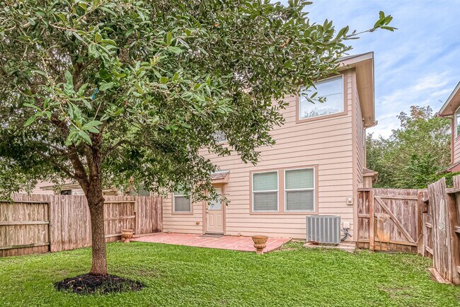 Building Photo - 24630 Folkstone Cir