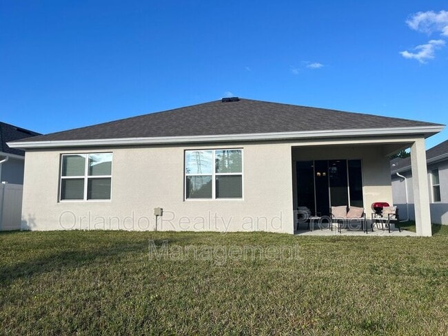 Building Photo - 737 Trillium Ct