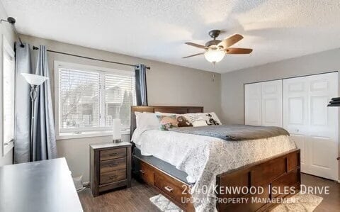 Building Photo - 2840 Kenwood Isles Dr