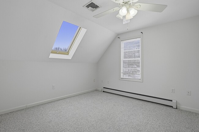 Building Photo - 55 Arrowwood Dr