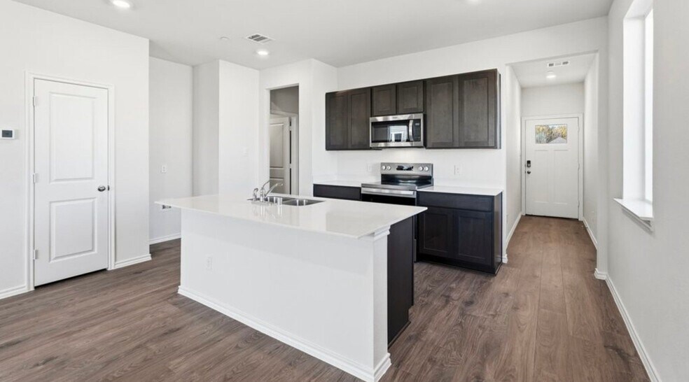 Building Photo - 7005 Cottonseed Dr