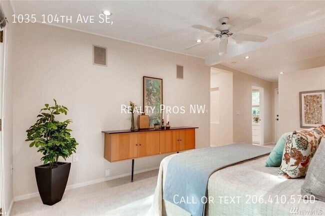 Building Photo - 1035 104th Ave SE