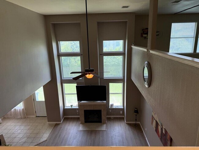 Building Photo - 206 Pheasant Ridge Dr