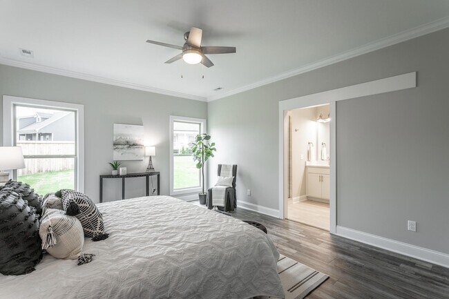 Building Photo - 8955 Silver Maple Dr