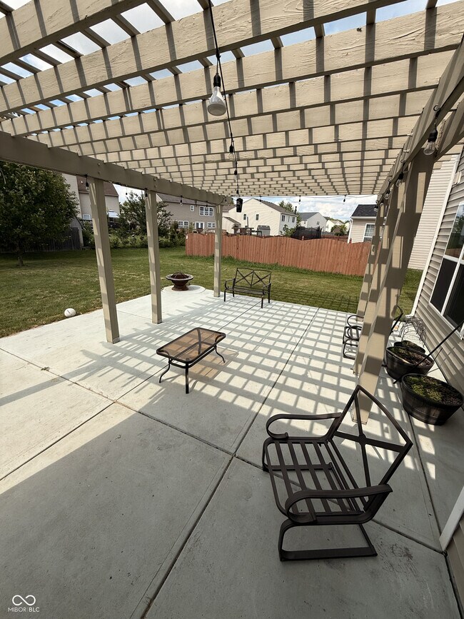 Building Photo - 7824 Newhall Way