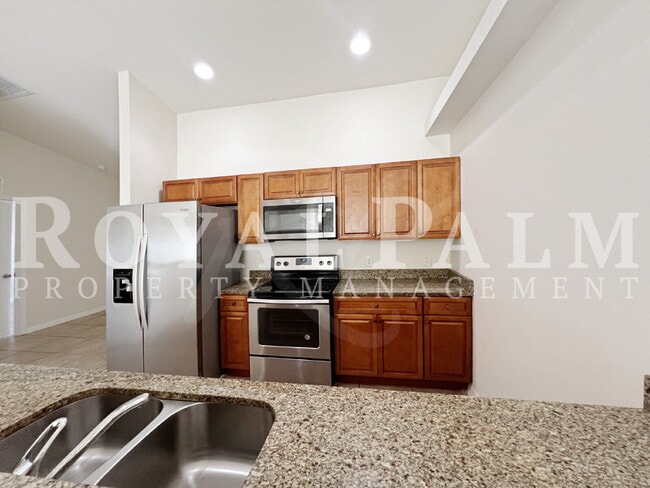 Building Photo - 3 Bed 2 Bath in Cape Coral — Curb Appeal. Fresh Style. Zero Hassle.