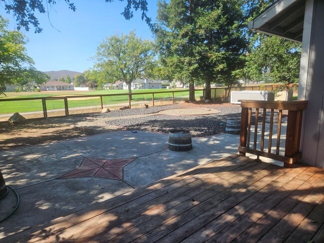 Building Photo - Amazing Jewel in Hidden Valley