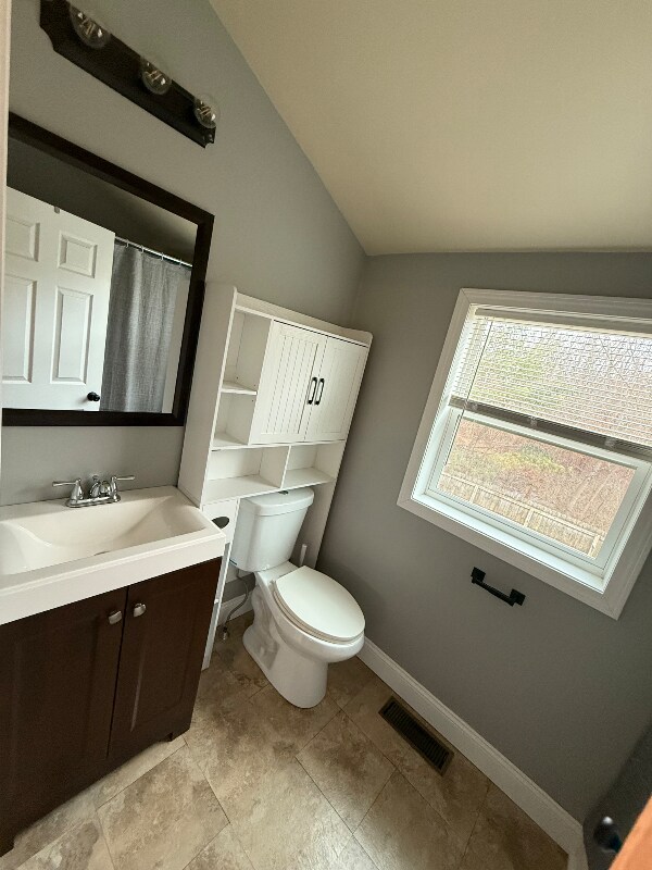 Building Photo - 25 Parkway N