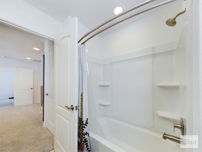 Building Photo - 5222 Gold Hl Ln