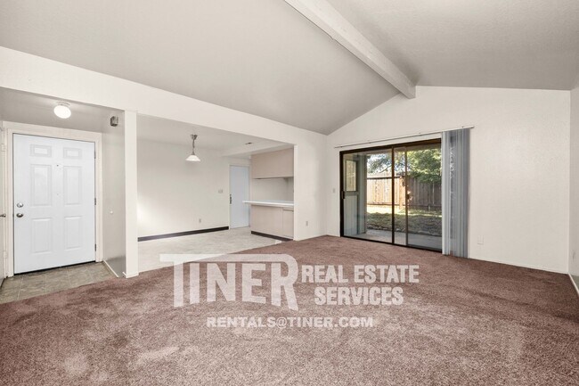 Building Photo - 9282 Corinthian Cir