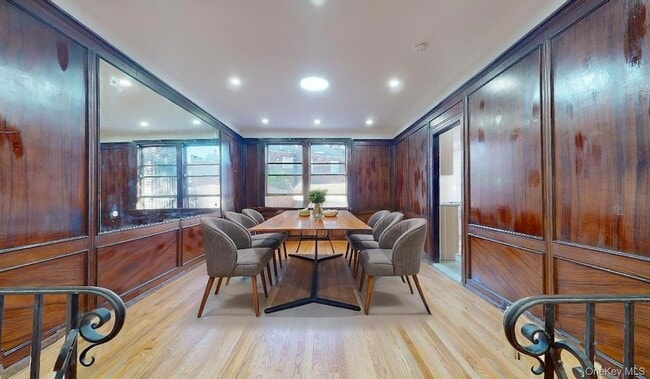 Building Photo - 90-09 68th Ave