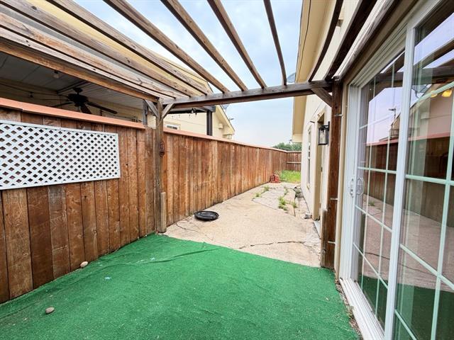 Building Photo - 14003 Brookgreen Dr