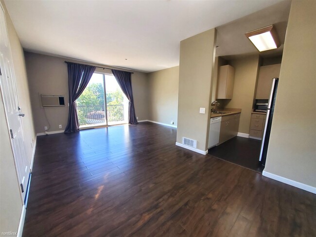 Building Photo - 1 br, 1 bath Condo - 35560 Monterra Terrac...