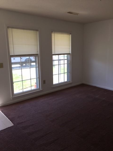 Building Photo - 3 br, 1.5 bath House - 468 Madeline Drive