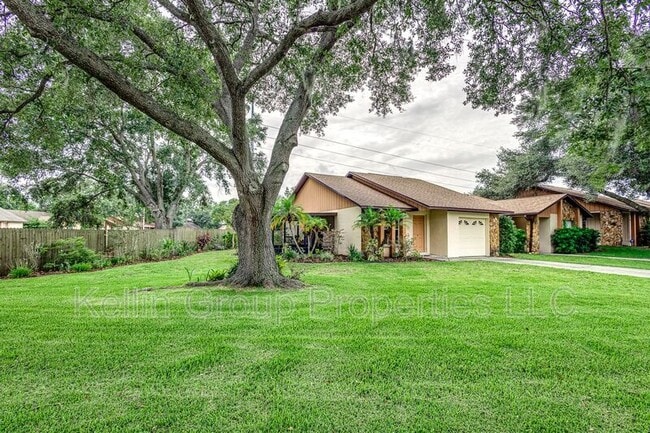 Building Photo - 5111 Cimarron Dr