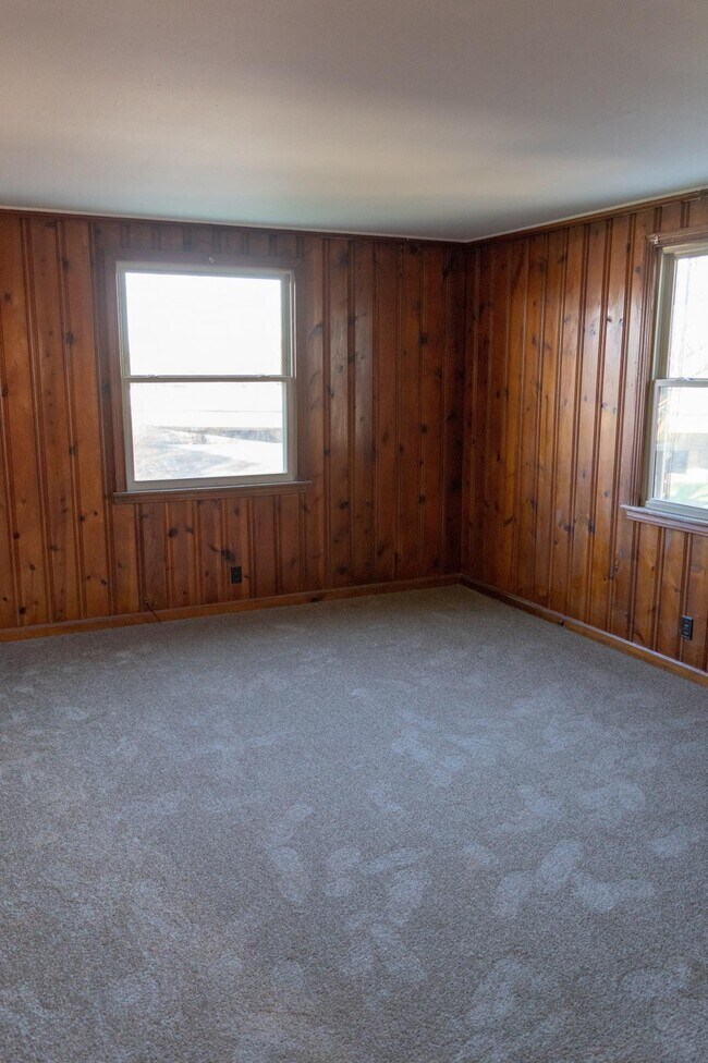 Building Photo - **NOW AVAILABLE!!** Affordable, Remodeled 2-Bedroom Home for Lease Minutes to East Nashville!