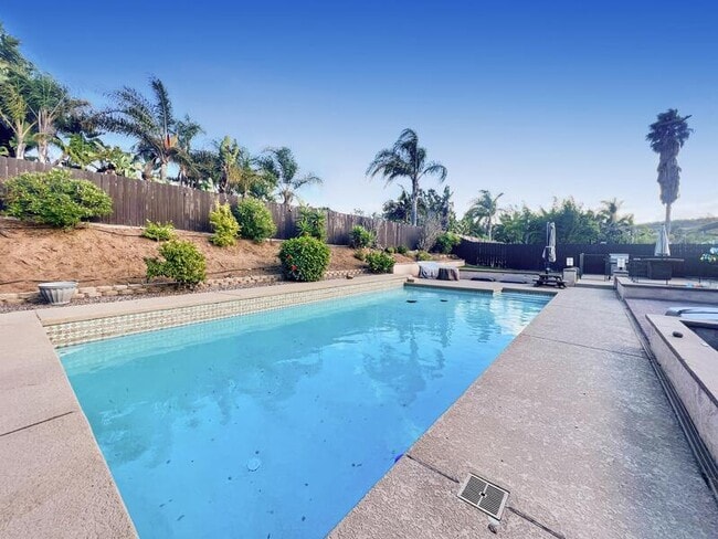 Building Photo - 12942 Francine Terrace