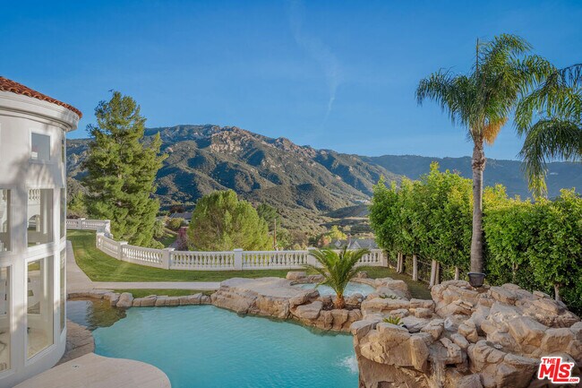 Building Photo - 25665 Mulholland Hwy