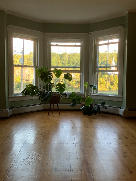 Primary Photo - 38 West St