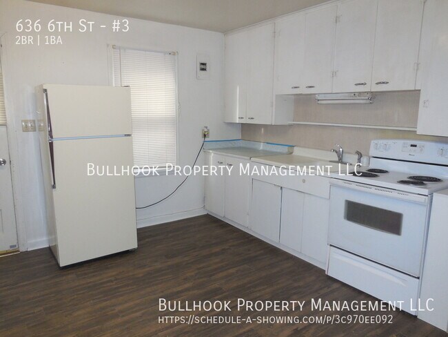 Building Photo - 636 6th St
